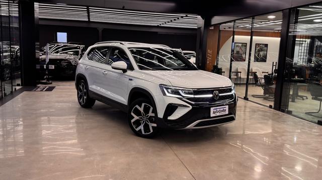Volkswagen Taos