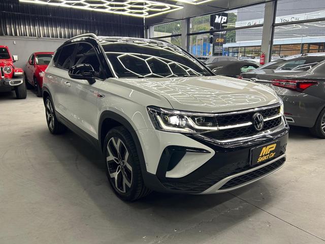 Volkswagen Taos