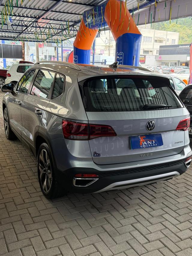Volkswagen Taos
