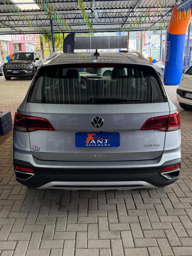Volkswagen Taos