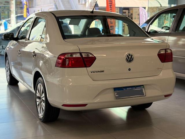 Volkswagen Voyage