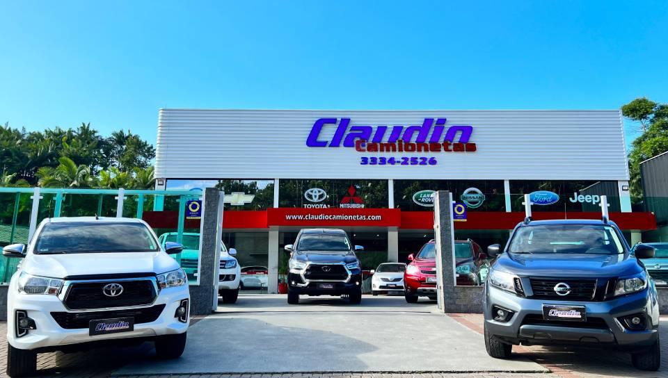 Claudio Camionetas